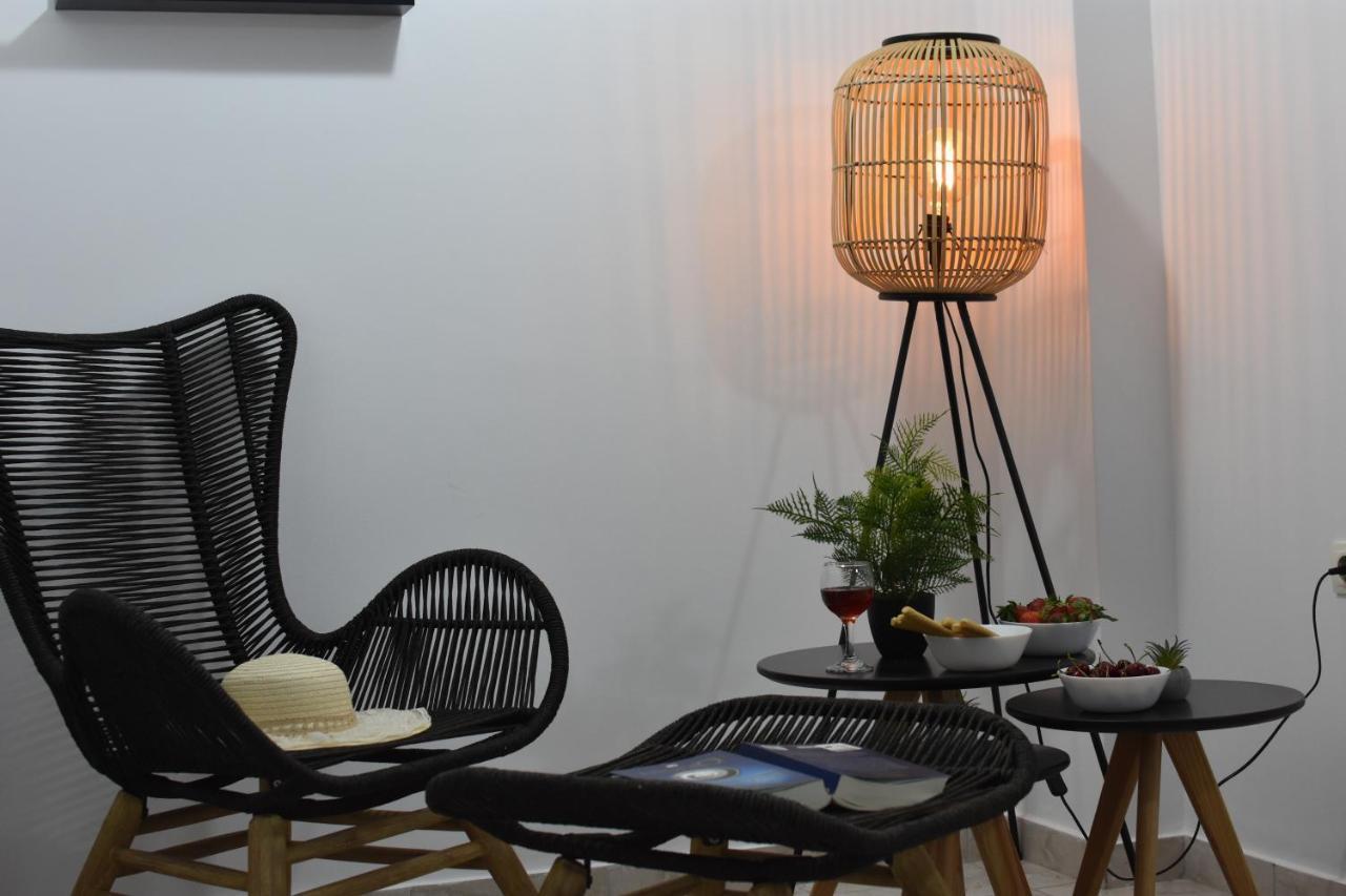 Iakovos Apartments Chorafakia ภายนอก รูปภาพ