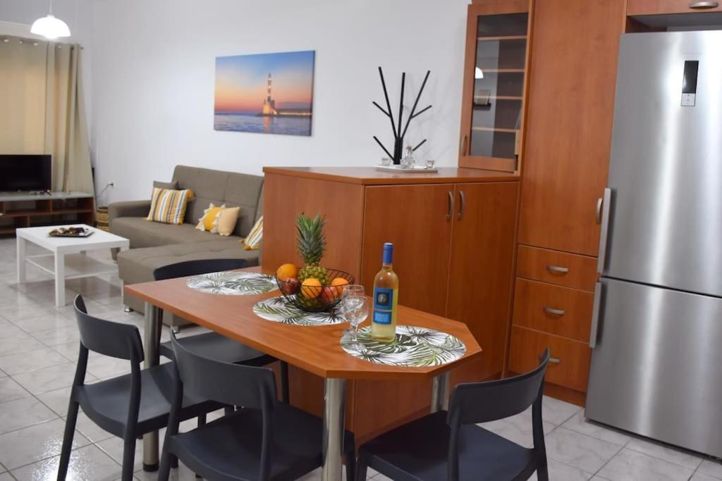 Iakovos Apartments Chorafakia ภายนอก รูปภาพ