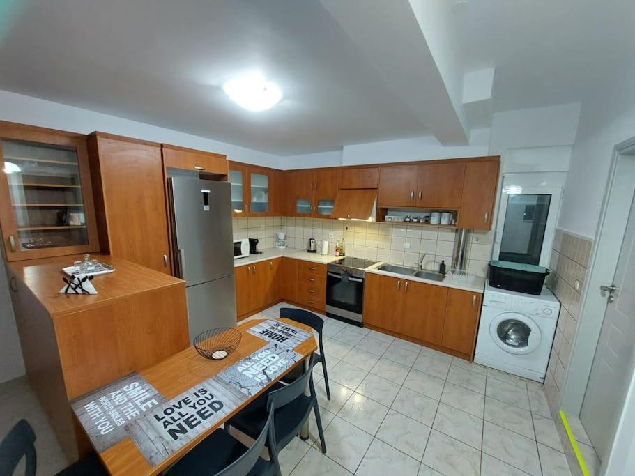 Iakovos Apartments Chorafakia ภายนอก รูปภาพ